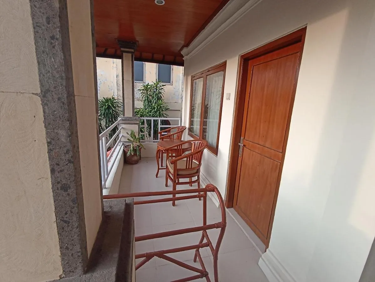 Kusnadi Hotel Legian 3*,